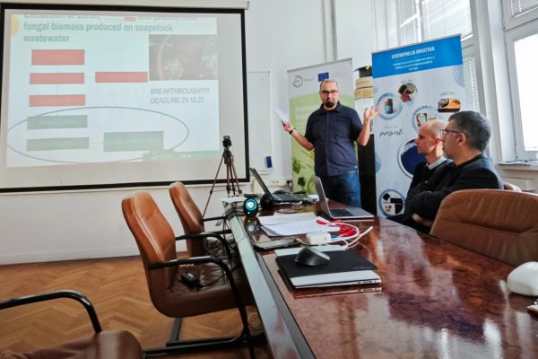 Presentations on project results: WP5 - Biotechnological valorization of oil industry by-products for the production of valuable microbial biomass and products of their metabolism. - Dr. Witold Pietrzak, UPWr