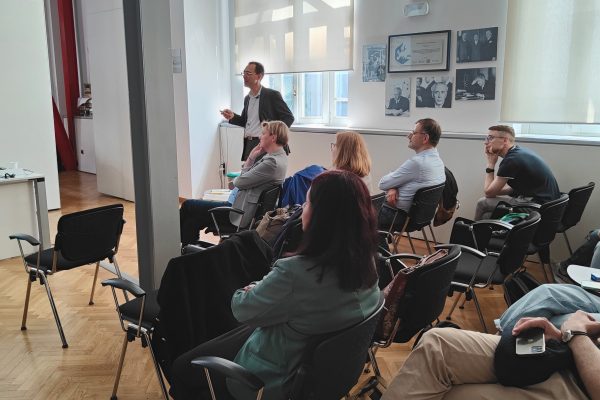 Stefano Serra, (SCITEC -CNR) - Biotechnological Approach to the Production of Natural Flavours from Renewable Feedstocks