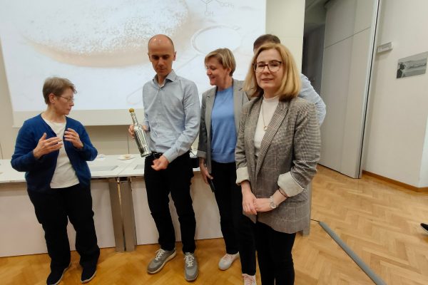 Day 2 - Afternoon Hybrid Session