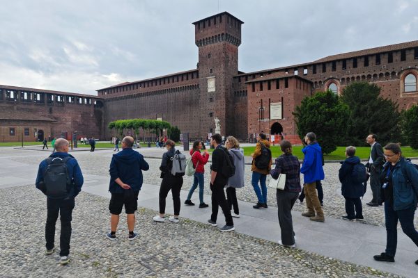 Tour of Milan city centre